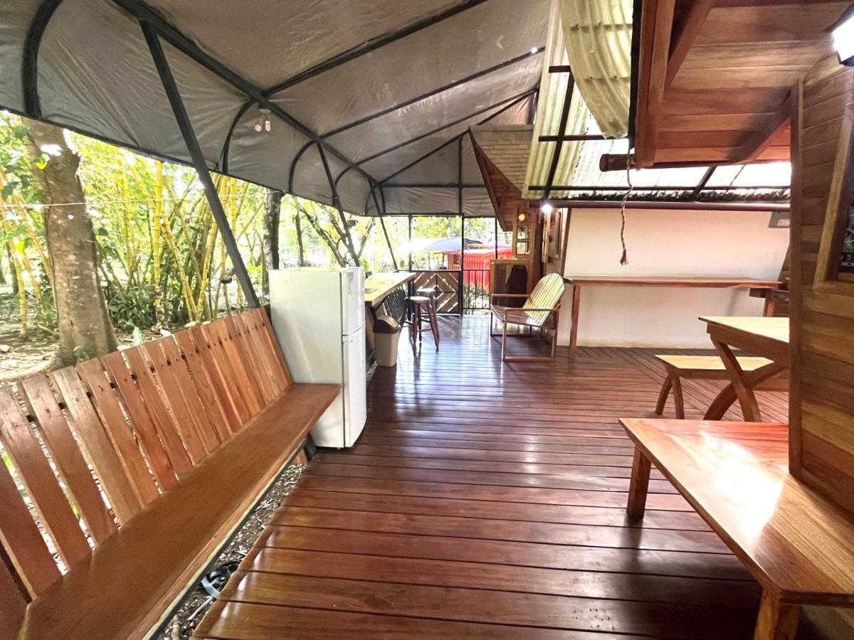 Gypsy Wagons Hotel Pavones  Exterior foto