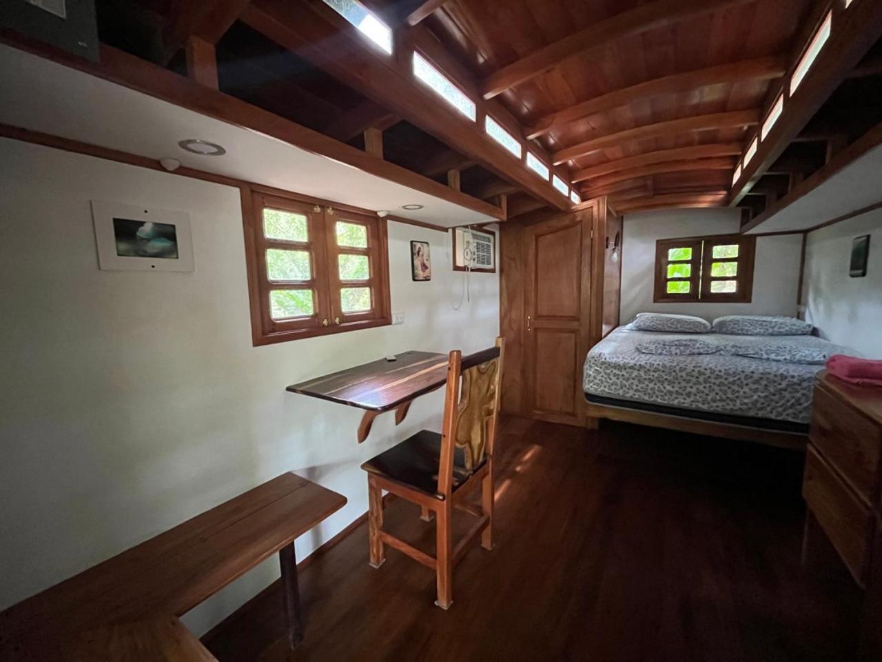 Gypsy Wagons Hotel Pavones  Exterior foto